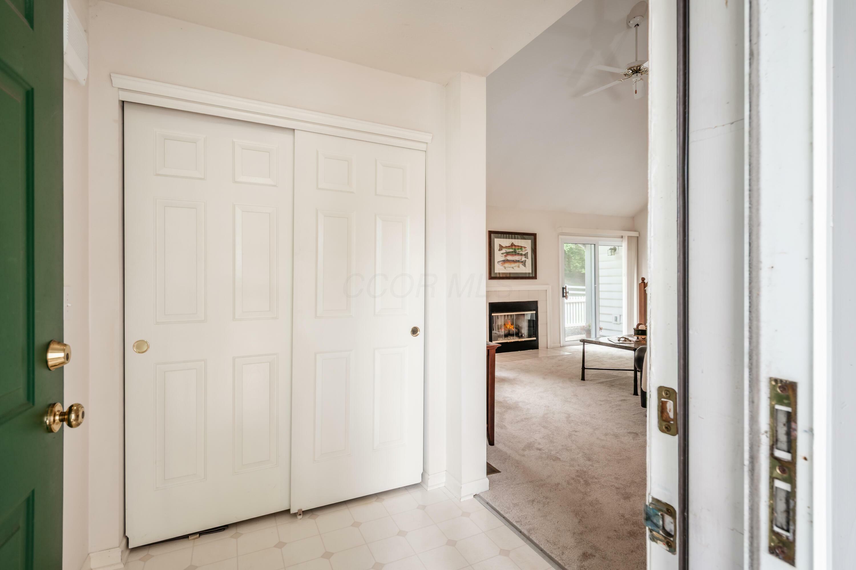 Property Photo:  6611 Lower Lake Drive  OH 43082 
