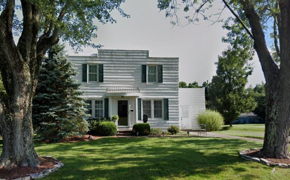 Property Photo: 521 Eastern Avenue OH 43764