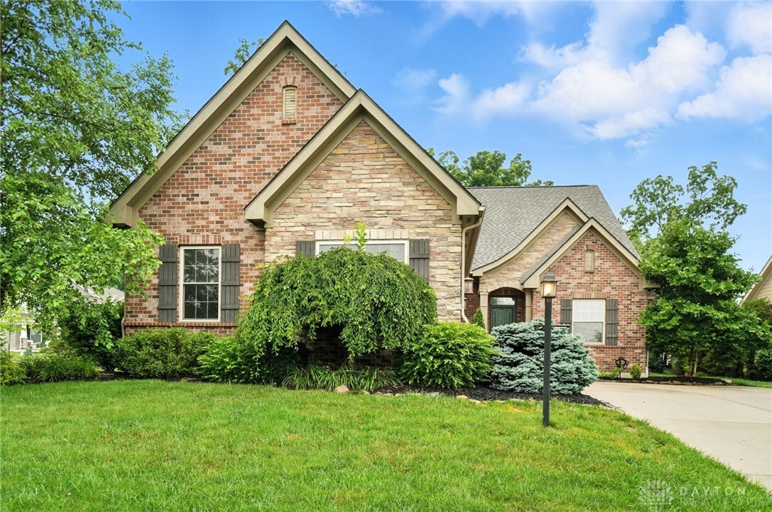 Property Photo: 9266 Ridings Boulevard OH 45458