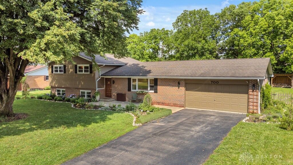 Property Photo:  700 Carlsbrook Drive  OH 45434 