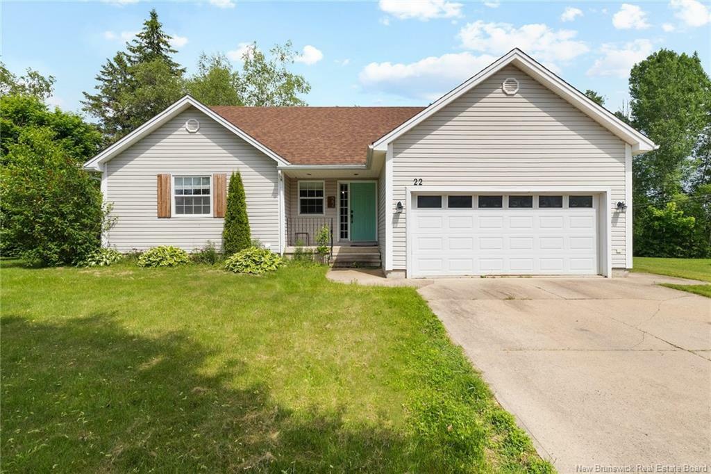 Photo de la propriété:  22 Trainor Court  NB E3B 7J7 