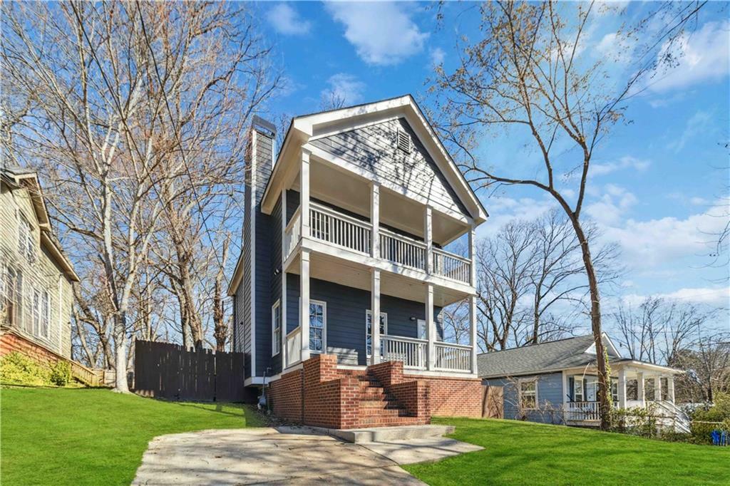 Property Photo: 2395 Saint James Drive NW GA 30318