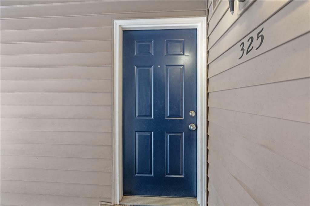 Property Photo: 325 Quail Run GA 30076