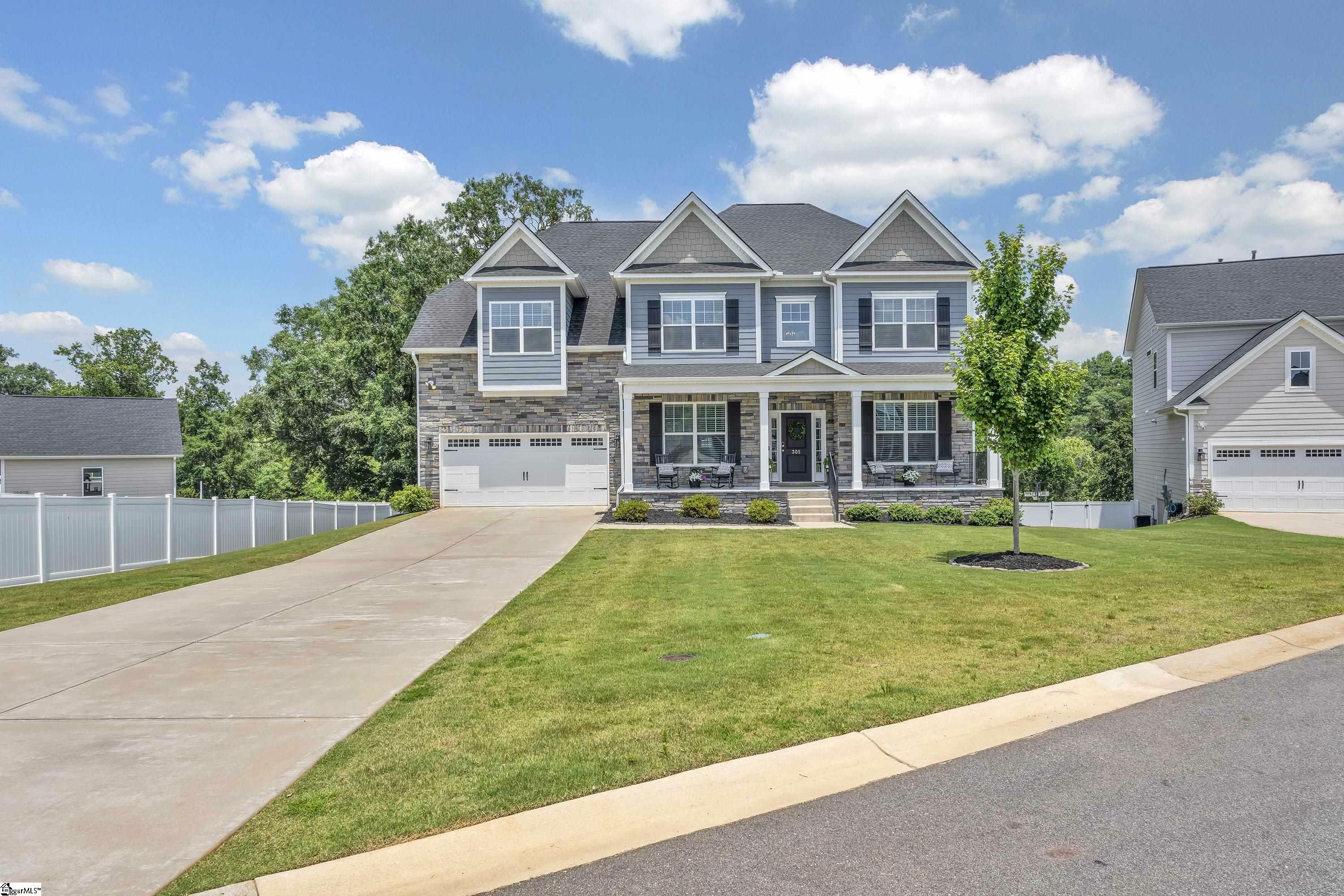 Property Photo: 305 Spring Garden Way SC 29681