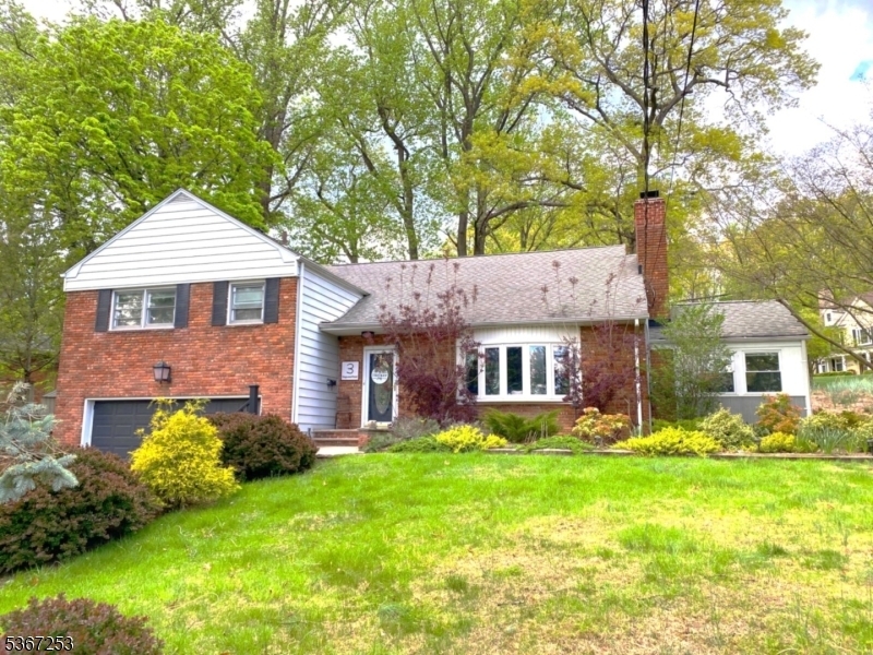 Property Photo: 3 Dogwood Rd NJ 07950