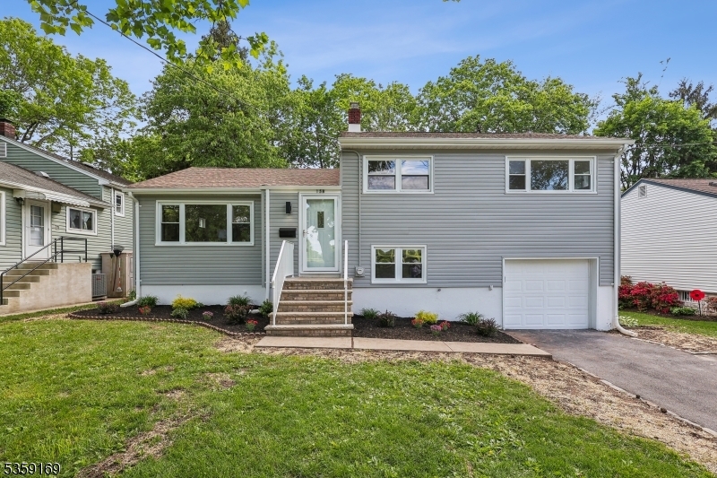 Property Photo: 158 Old Indian Rd NJ 07052