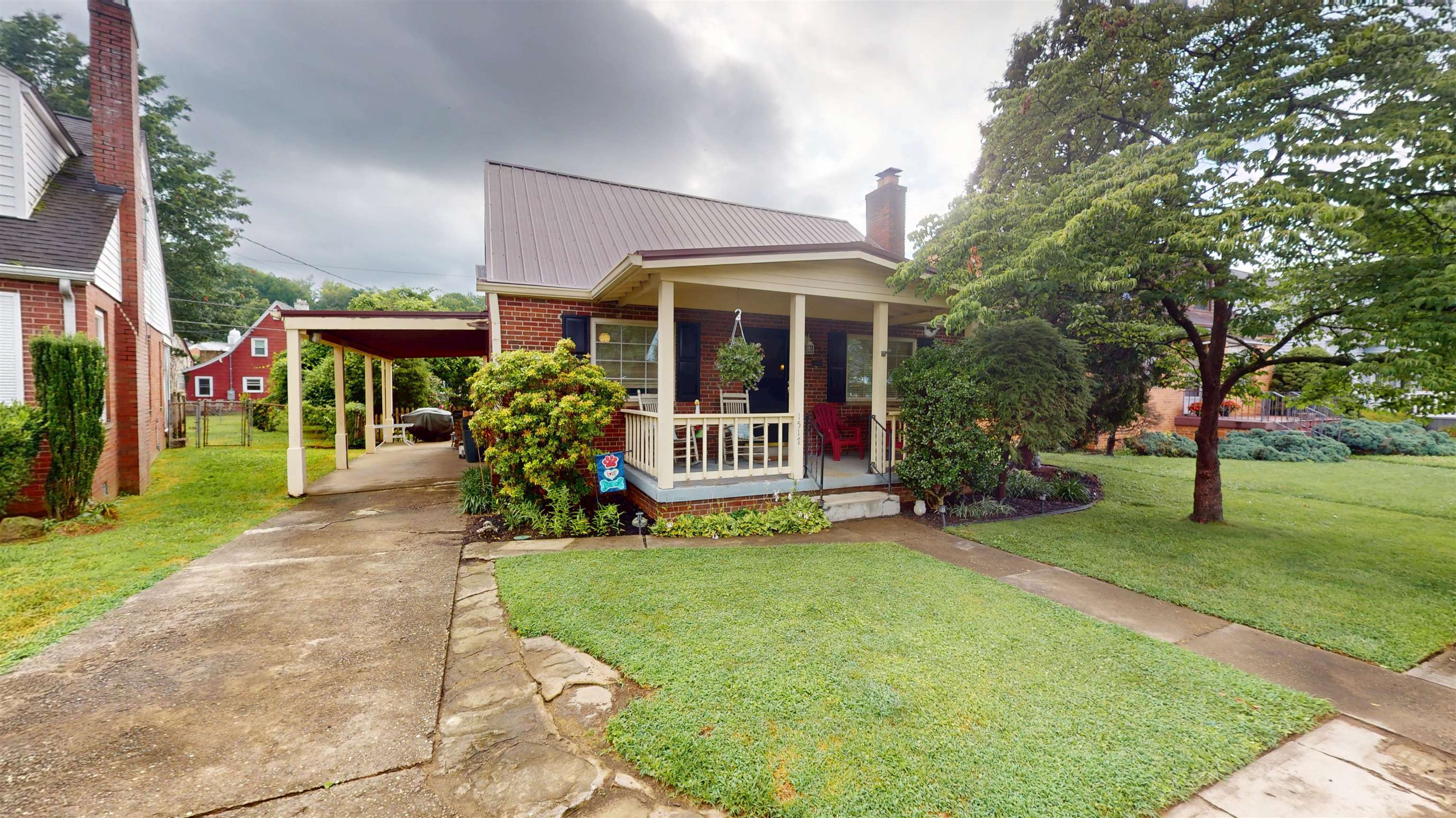 Property Photo: 1517 Powell Court WV 25701