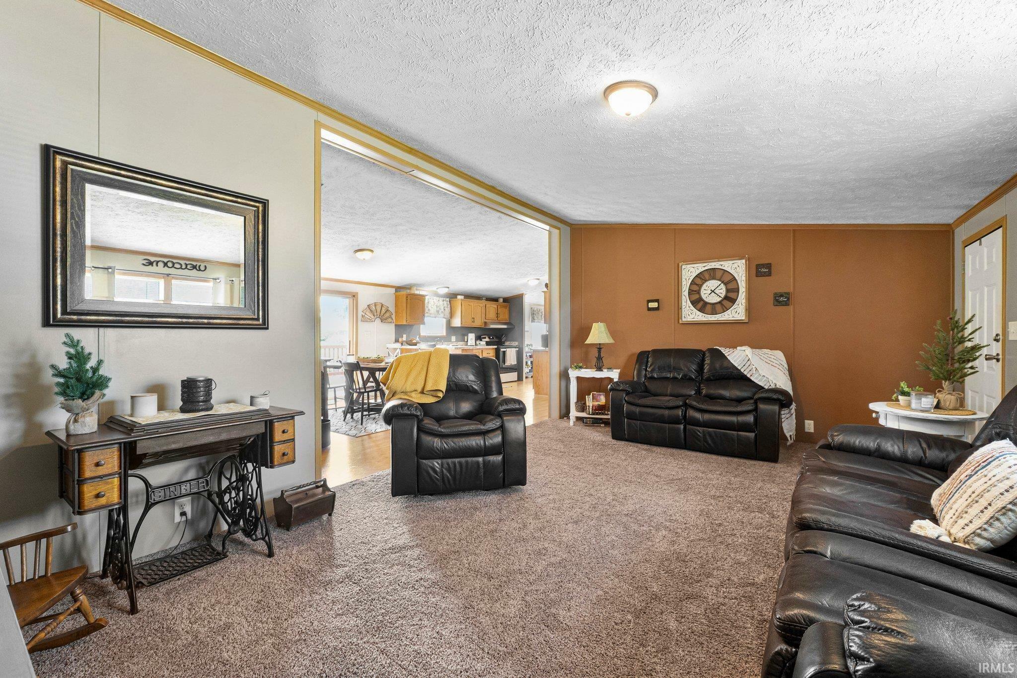 Property Photo: 6261 N Thistle Downs Ln IN 46776