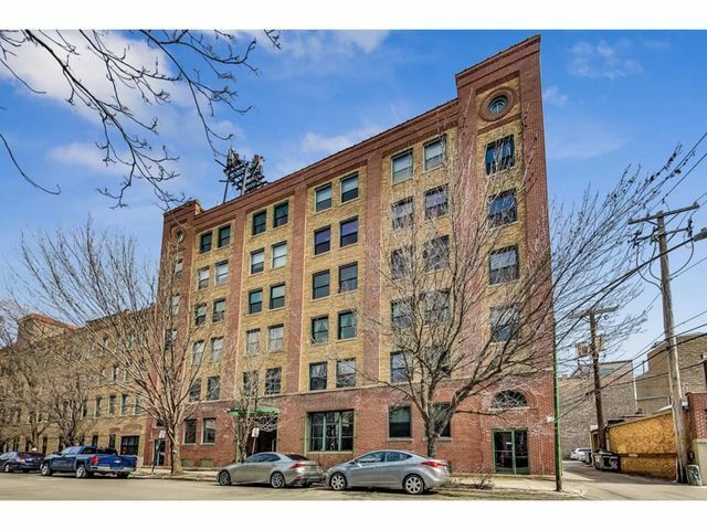 Property Photo: 515 N Noble Street 306 IL 60642