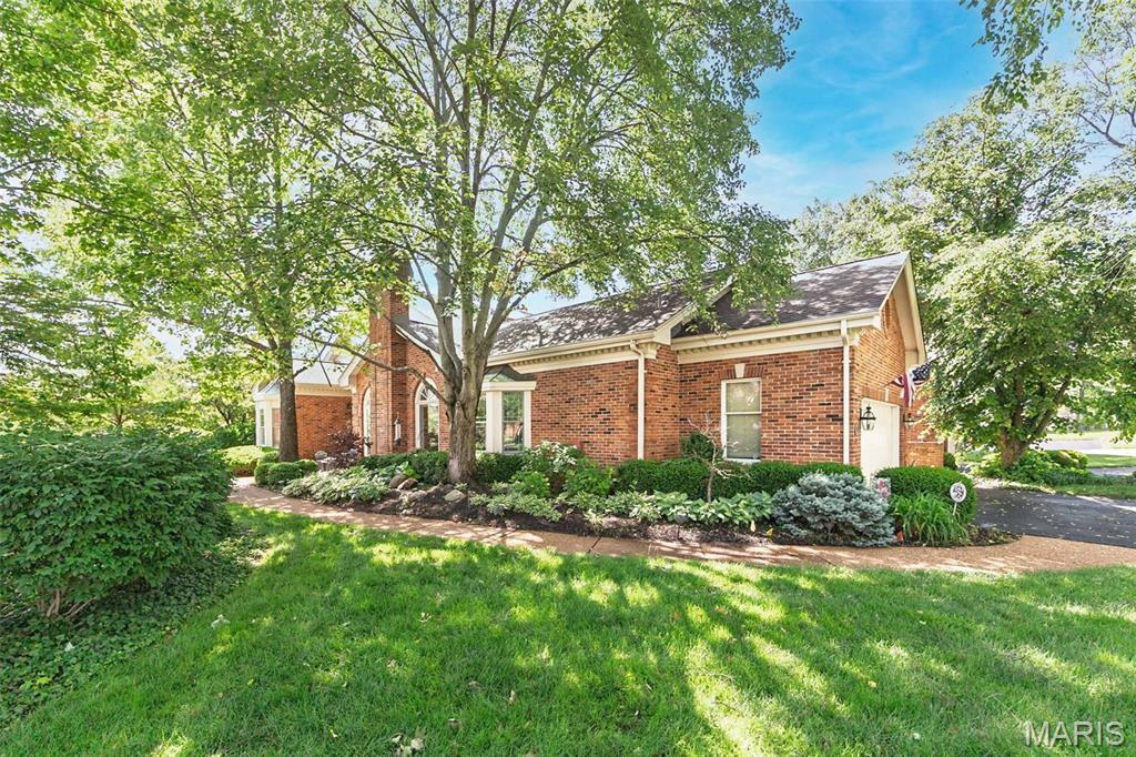 Property Photo: 13307 Fairfield Square Drive MO 63017