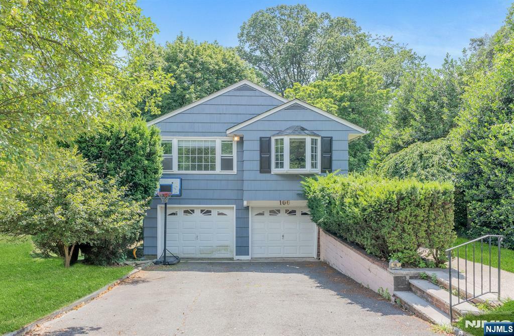 106 Hillside Avenue  Cresskill NJ 07626 photo