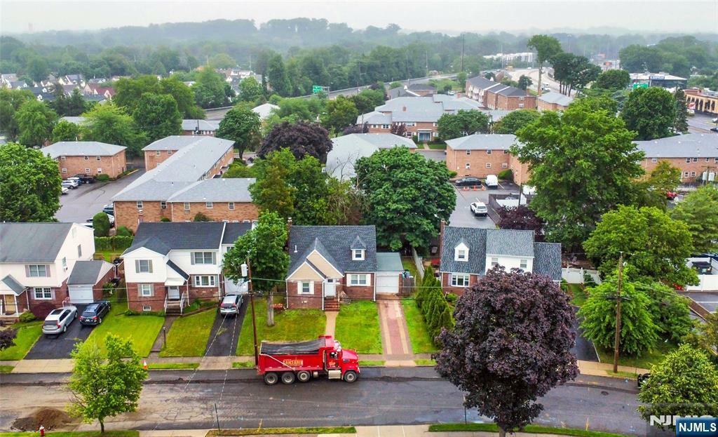Property Photo:  1-25 37th Street  NJ 07410 