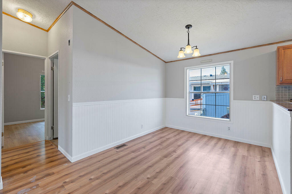 Property Photo: 185 NW Harwood Street 23 OR 97754