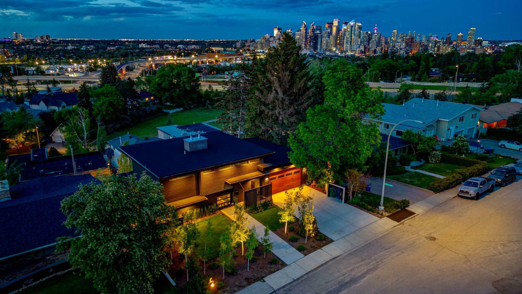 2316 Sunset Avenue SW  Calgary AB T3C 2M8 photo