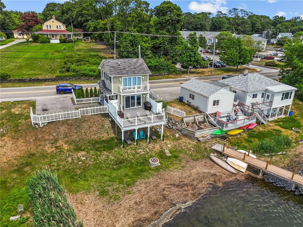 Property Photo:  117 Warwick Neck Avenue  RI 02889 