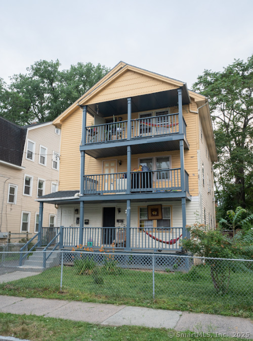 Property Photo:  105 Magnolia Street  CT 06112 
