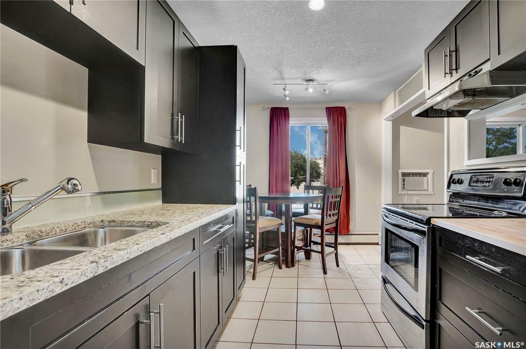 Property Photo:  905 4th Avenue N 6  SK S7K 2N5 