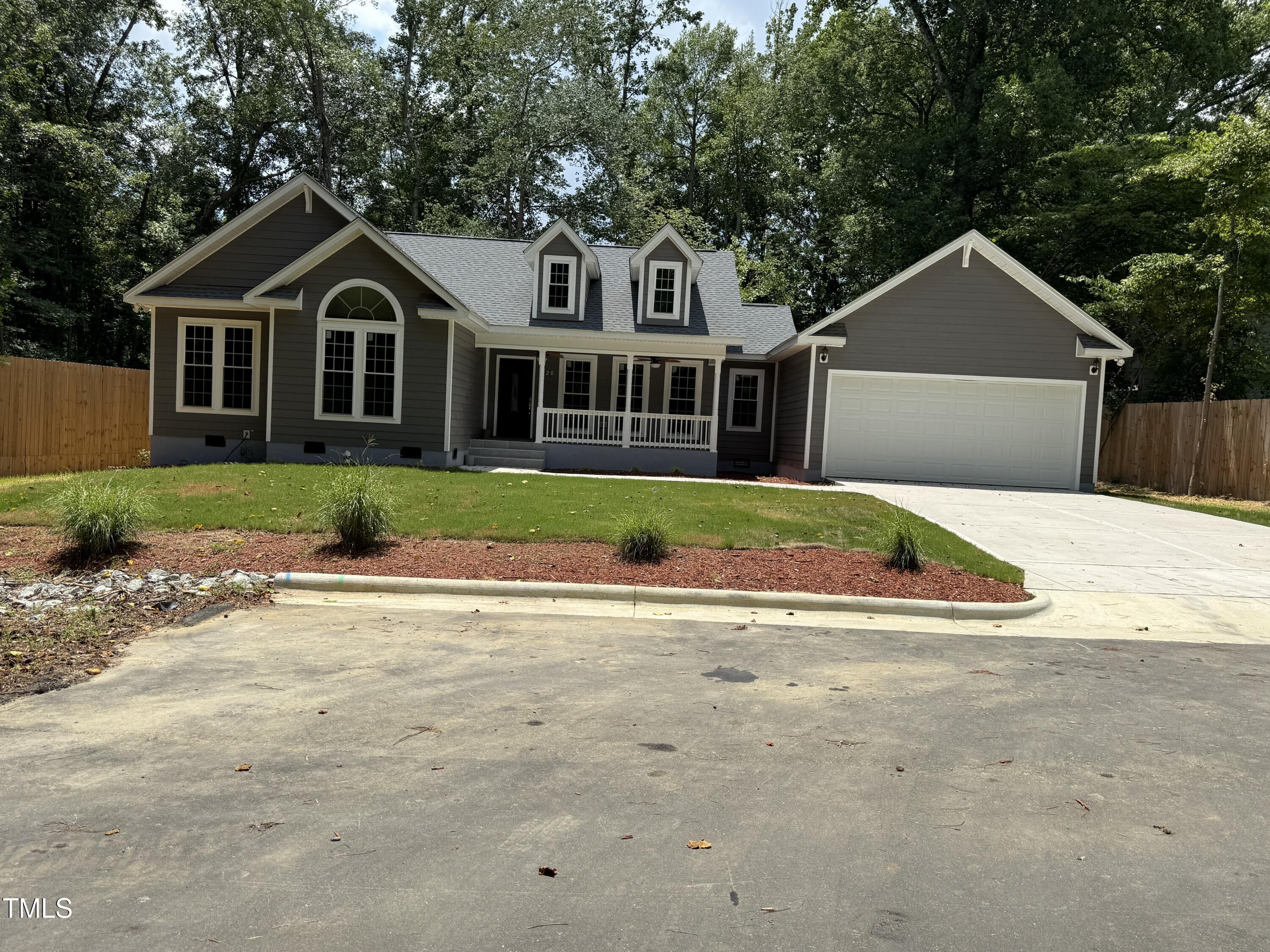 Property Photo: 820 E Cardinal Drive NC 27526