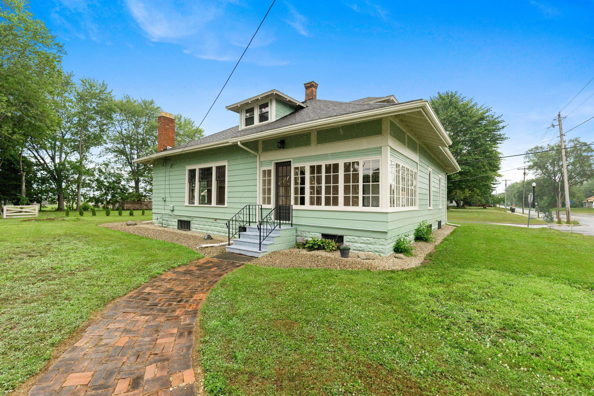 Property Photo: 299 S Franklin Street OH 43344