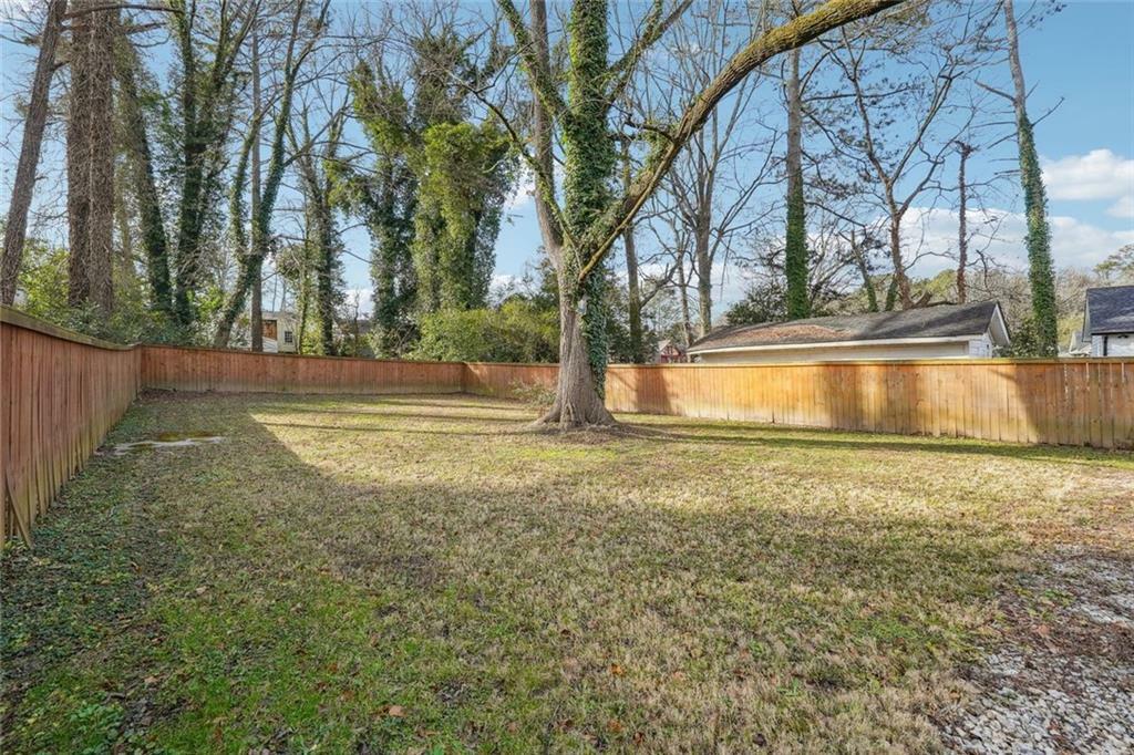 Property Photo:  1740 S Gordon Street SW  GA 30310 