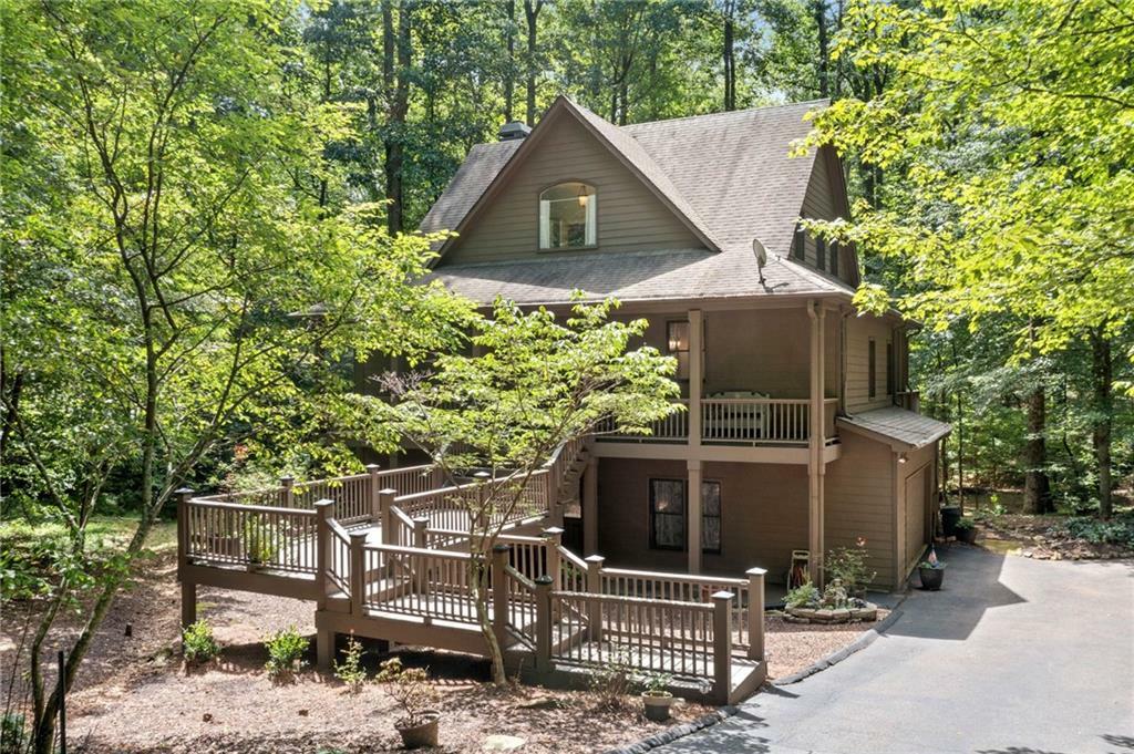 Property Photo: 326 Woodland Trace GA 30143