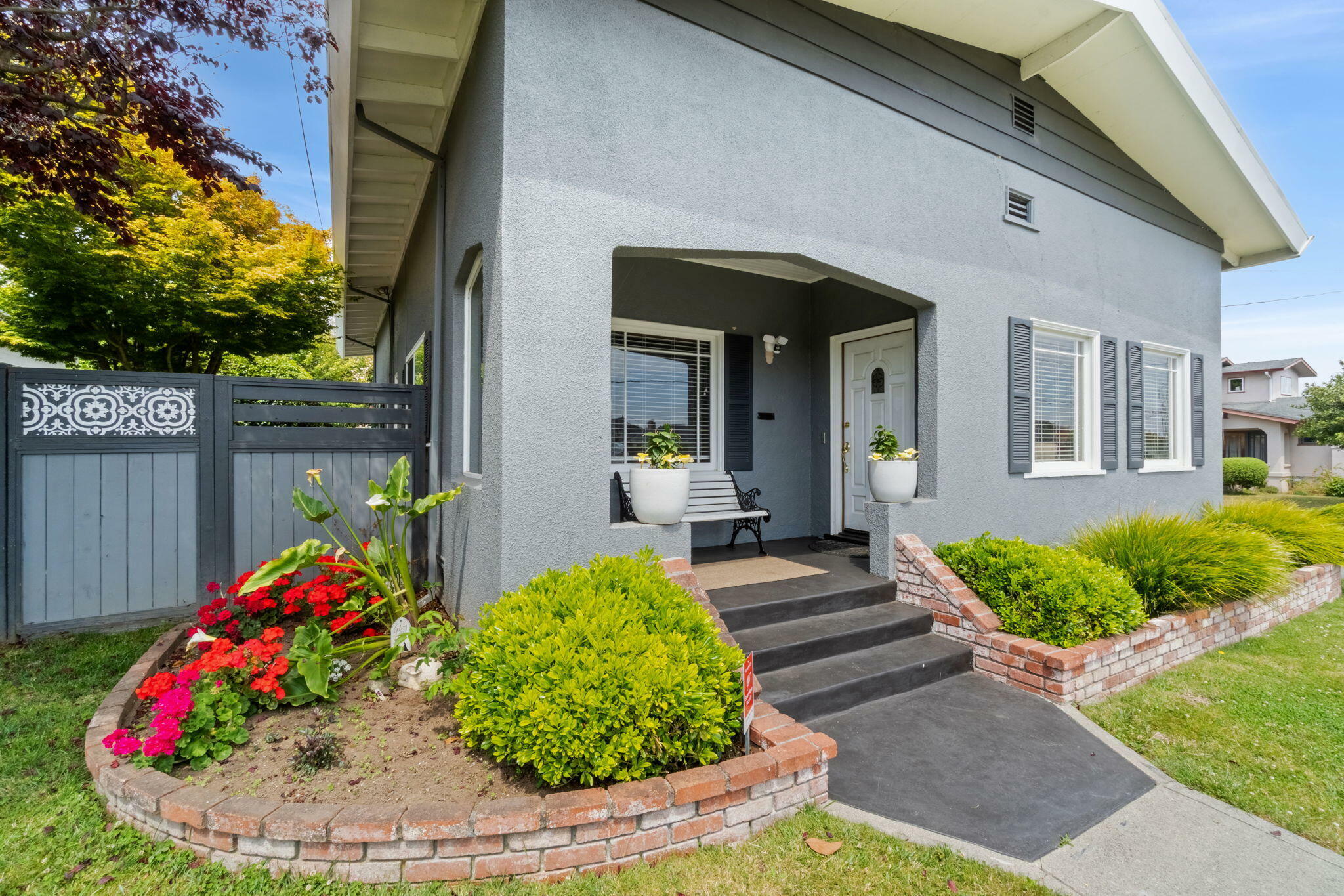 Property Photo:  2104 G Street  CA 95501 