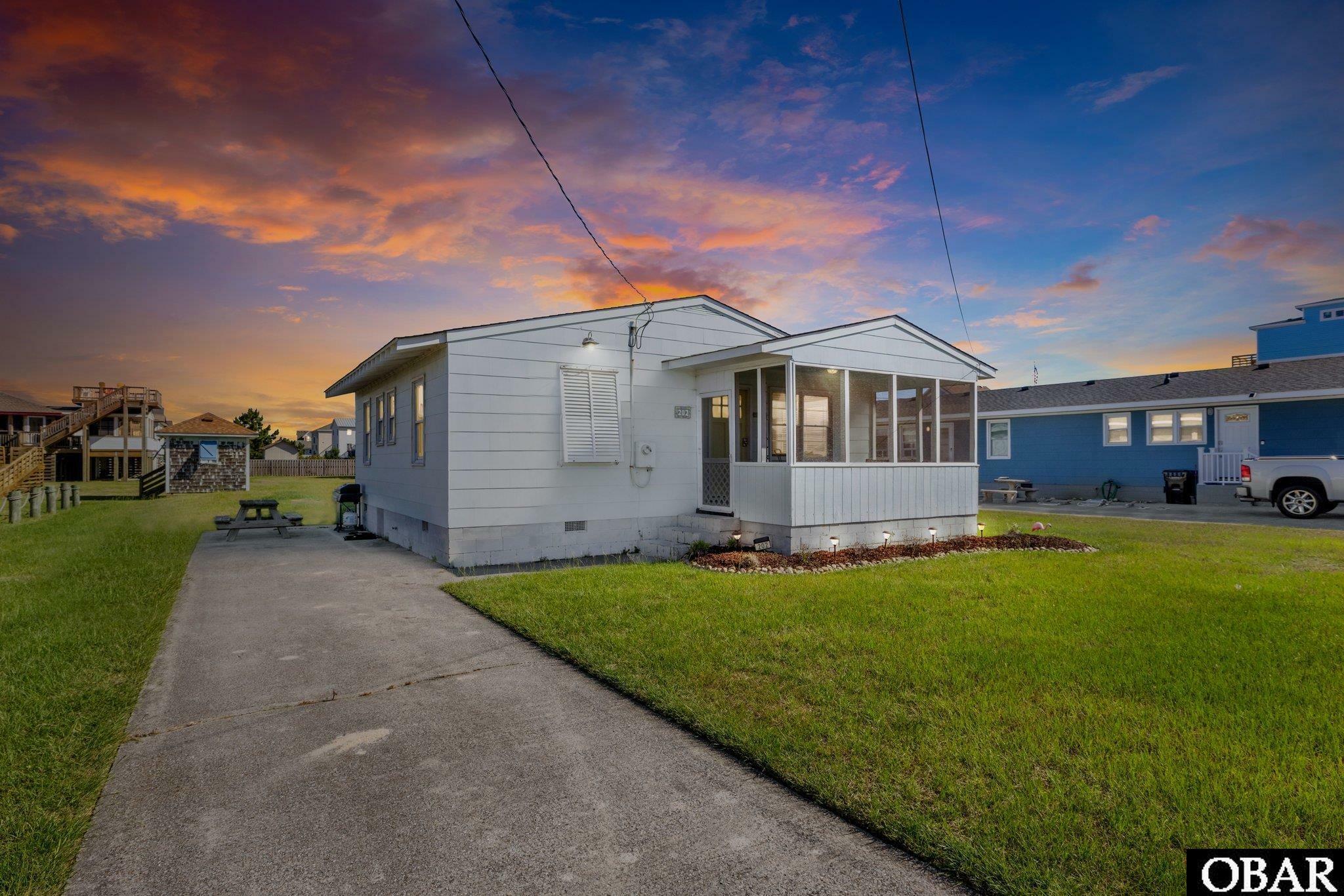 Property Photo: 202 E Arch Street NC 27948