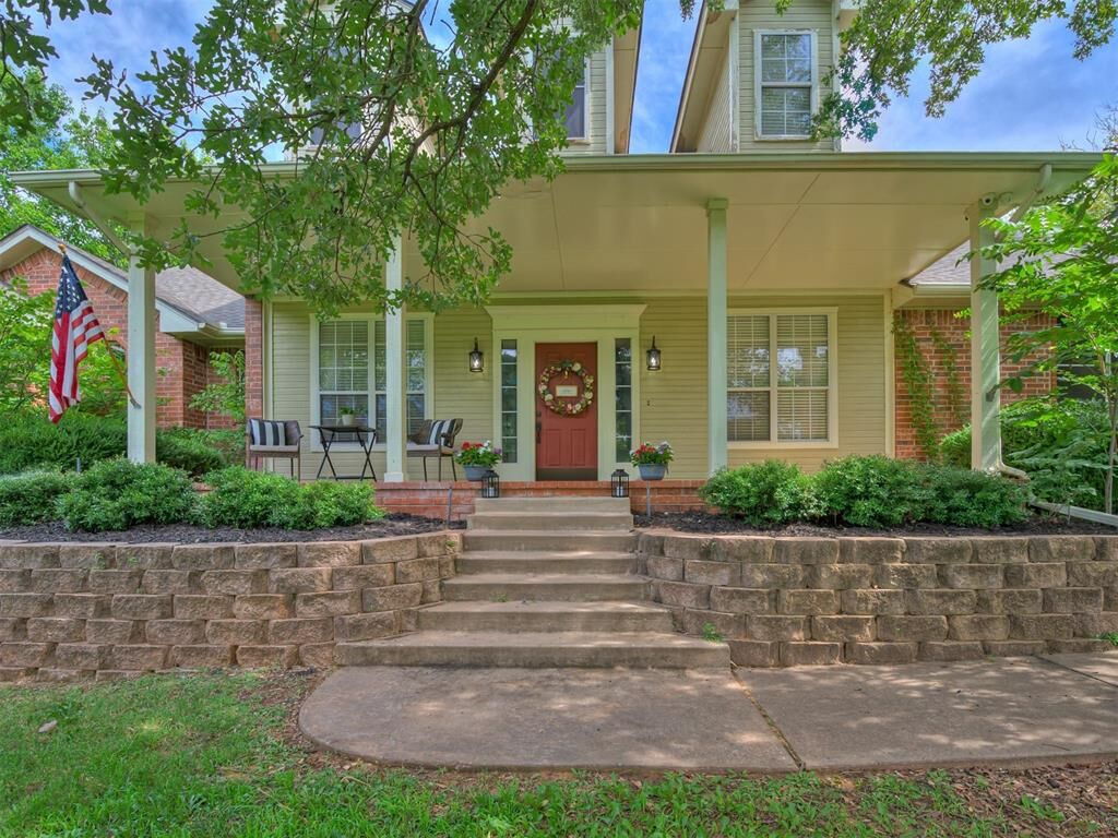 Property Photo: 6209 Covey Run Drive OK 73034