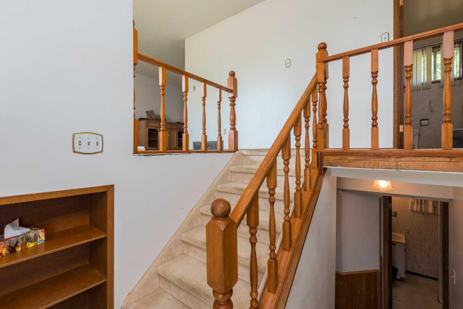 Property Photo:  5205 32 Street  AB T9V 1G1 