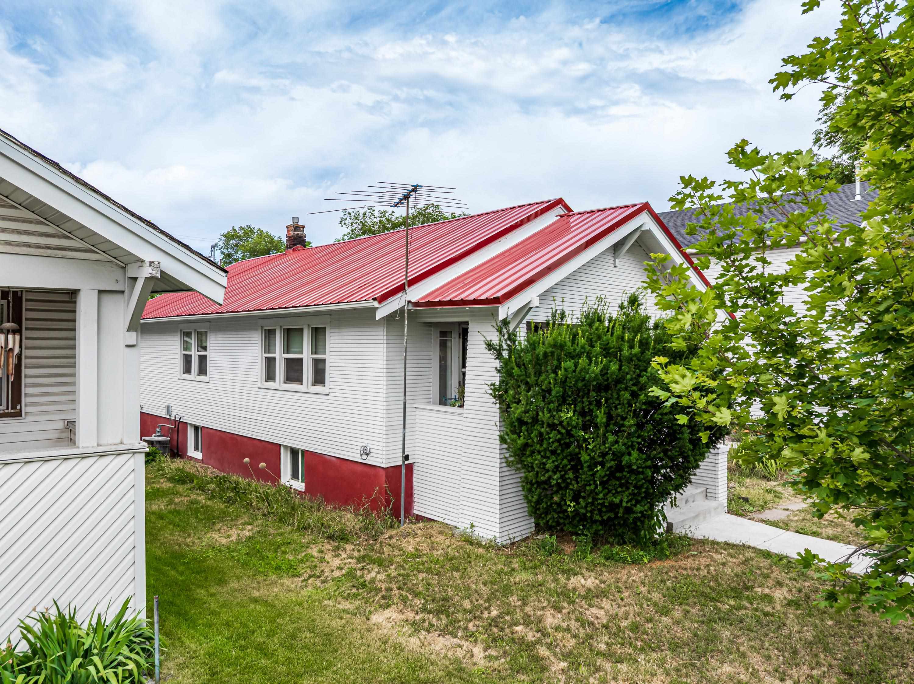 Property Photo: 635 S 4th Ave. ID 83201