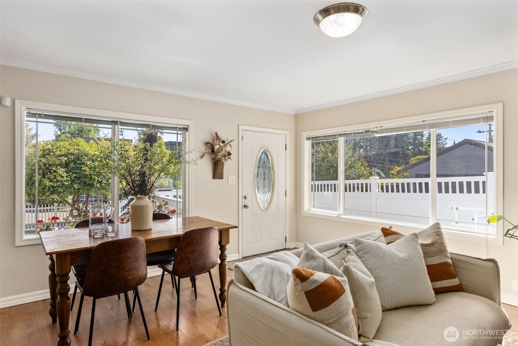 Property Photo:  3610 SW Kenyon Street  WA 98126 