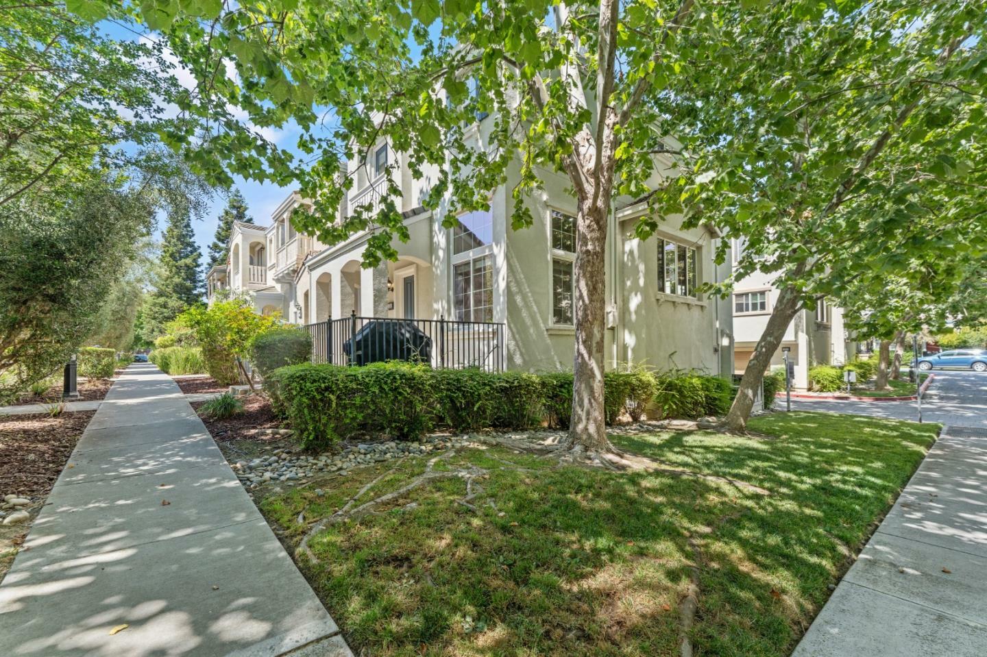 Property Photo: 850 Foxworthy Avenue CA 95125