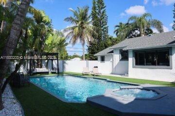 4384 SW 12th St  Miami FL 33134 photo