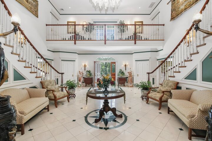 Property Photo:  63 Turney Road  CT 06896 