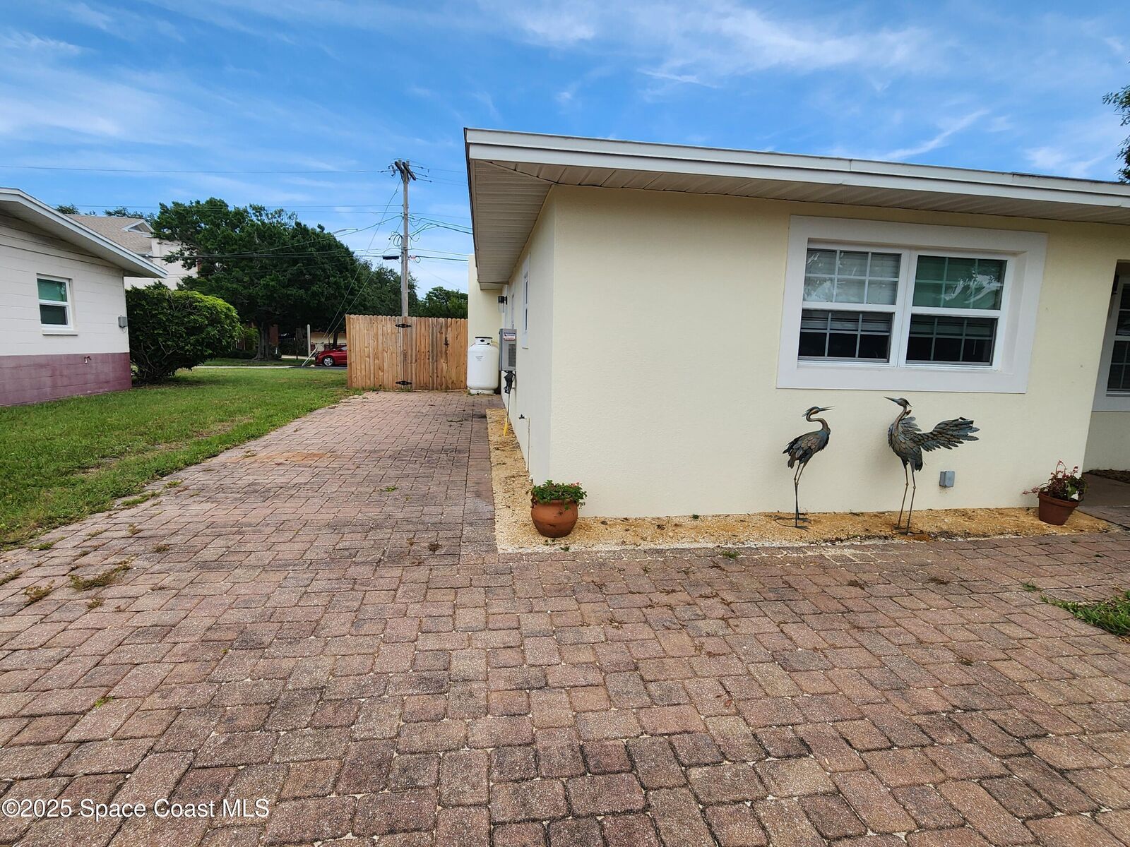 Property Photo: 410 Fourth Street FL 32953