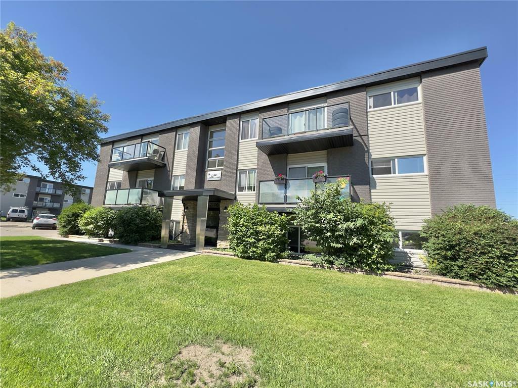2106 Ste Cecilia Avenue 1  Saskatoon SK S7M 0P2 photo