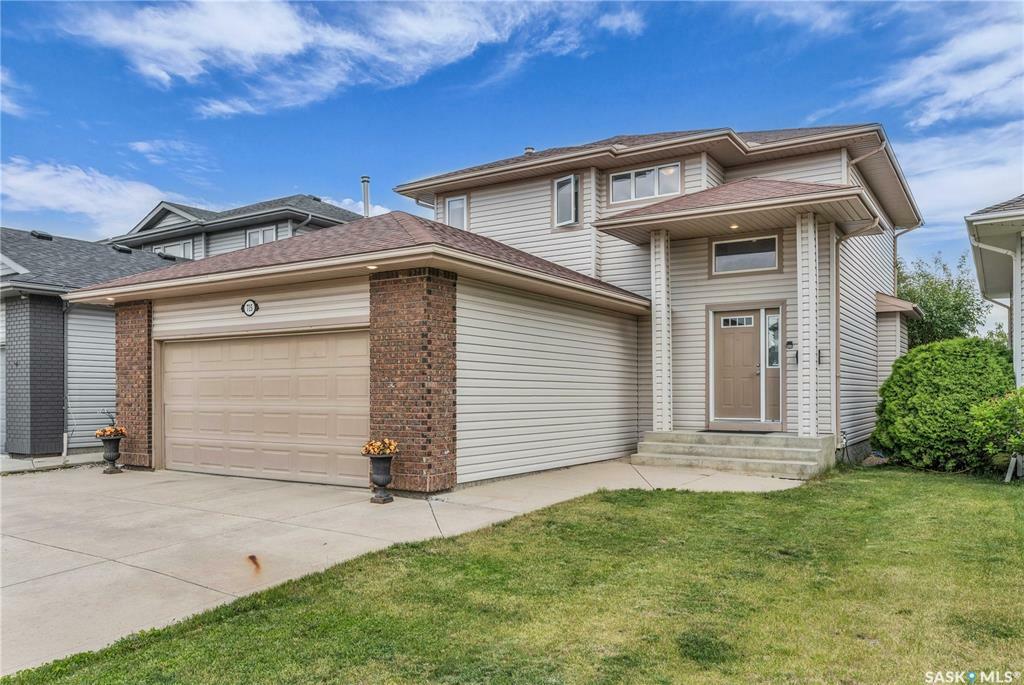 Property Photo:  715 Buckwold Cove  SK S7N 4V8 