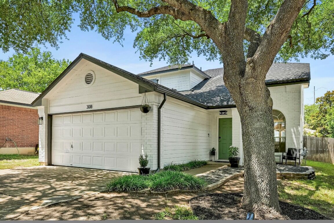 Property Photo: 308 Natali Street TX 78748
