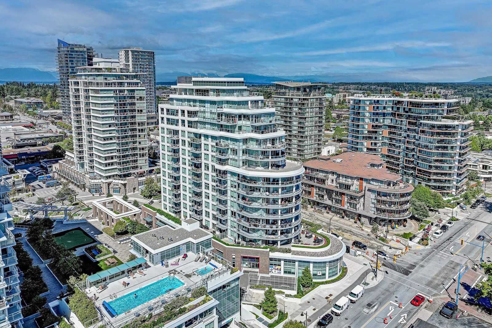 Property Photo: 1441 Johnston Road 1302 BC V4B 3Z4