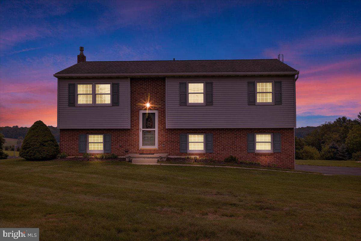 Property Photo: 263 Deer Run Road PA 19530