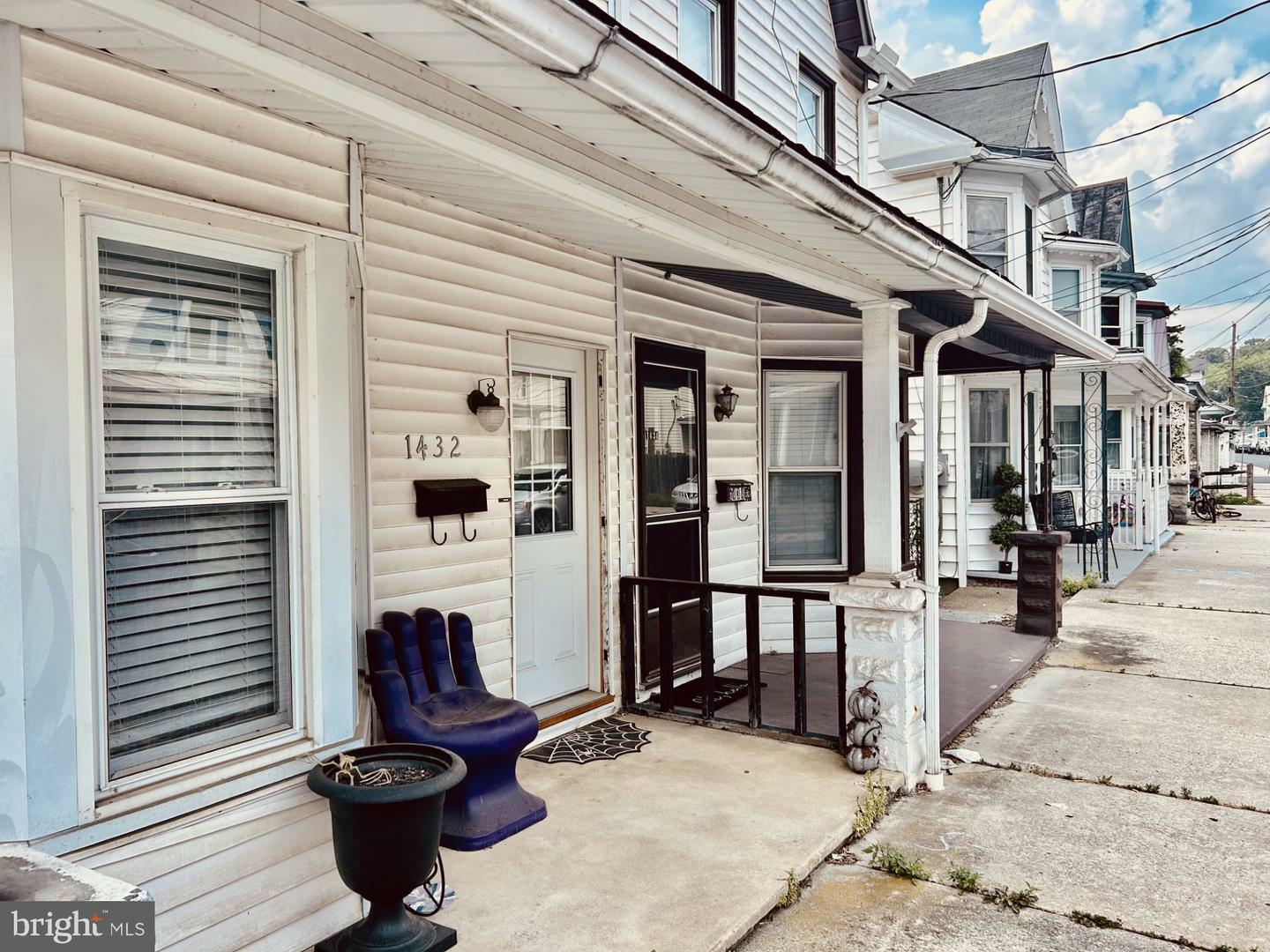 Property Photo: 1432-1434 3rd Street PA 17025