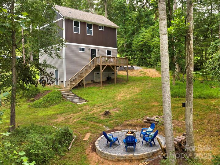 Property Photo: 111 Mears Ridge Drive NC 28806