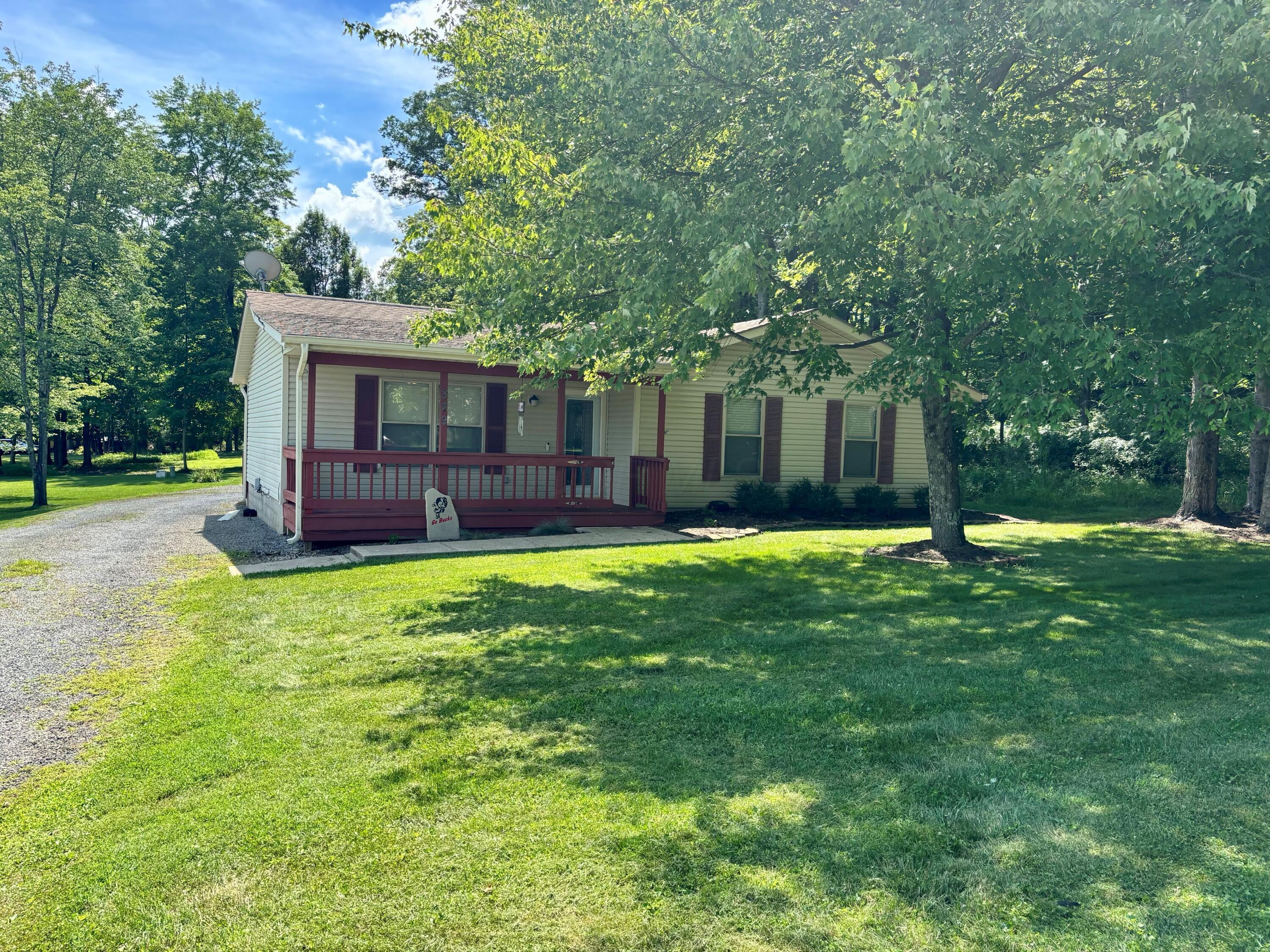 Property Photo: 329 Floralwood Drive OH 43028