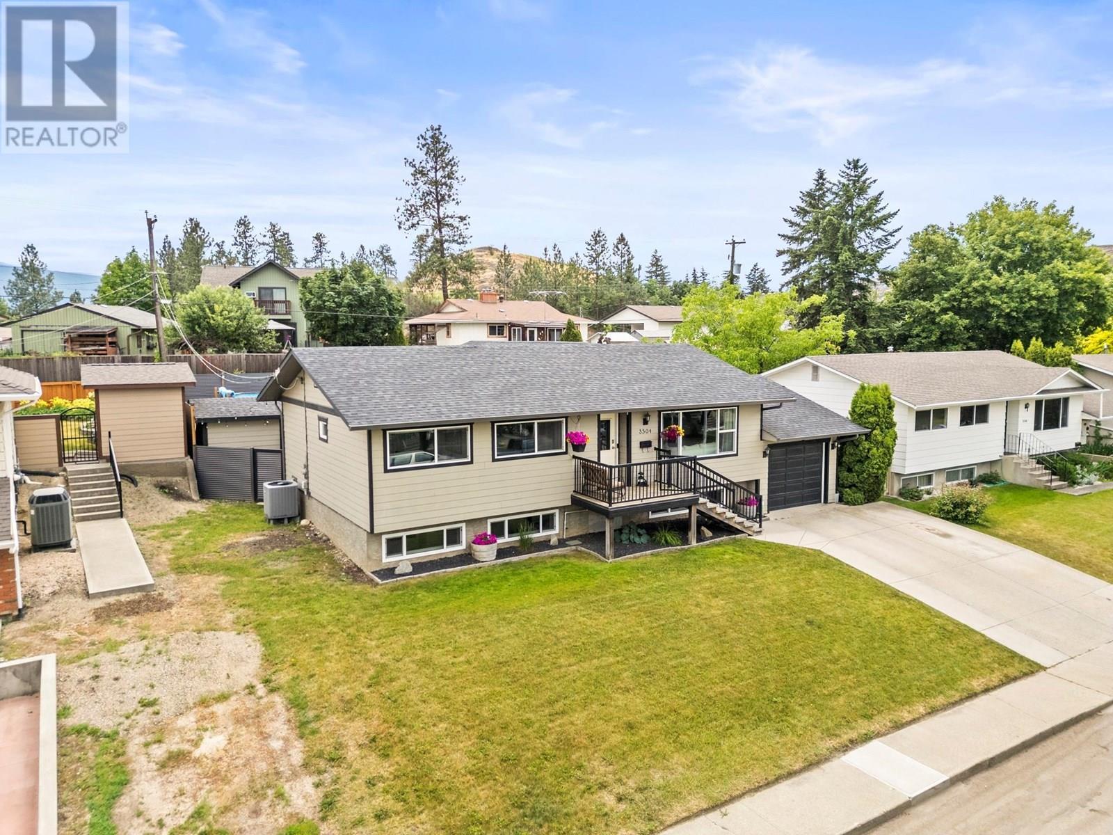 Property Photo: 3504 40 Avenue BC V1T 6S4