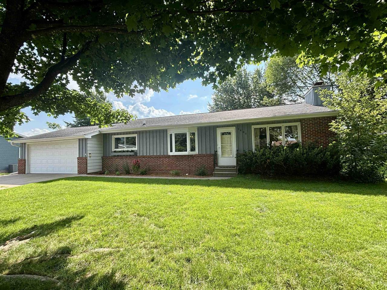 Property Photo: 5406 Scott Street WI 54476