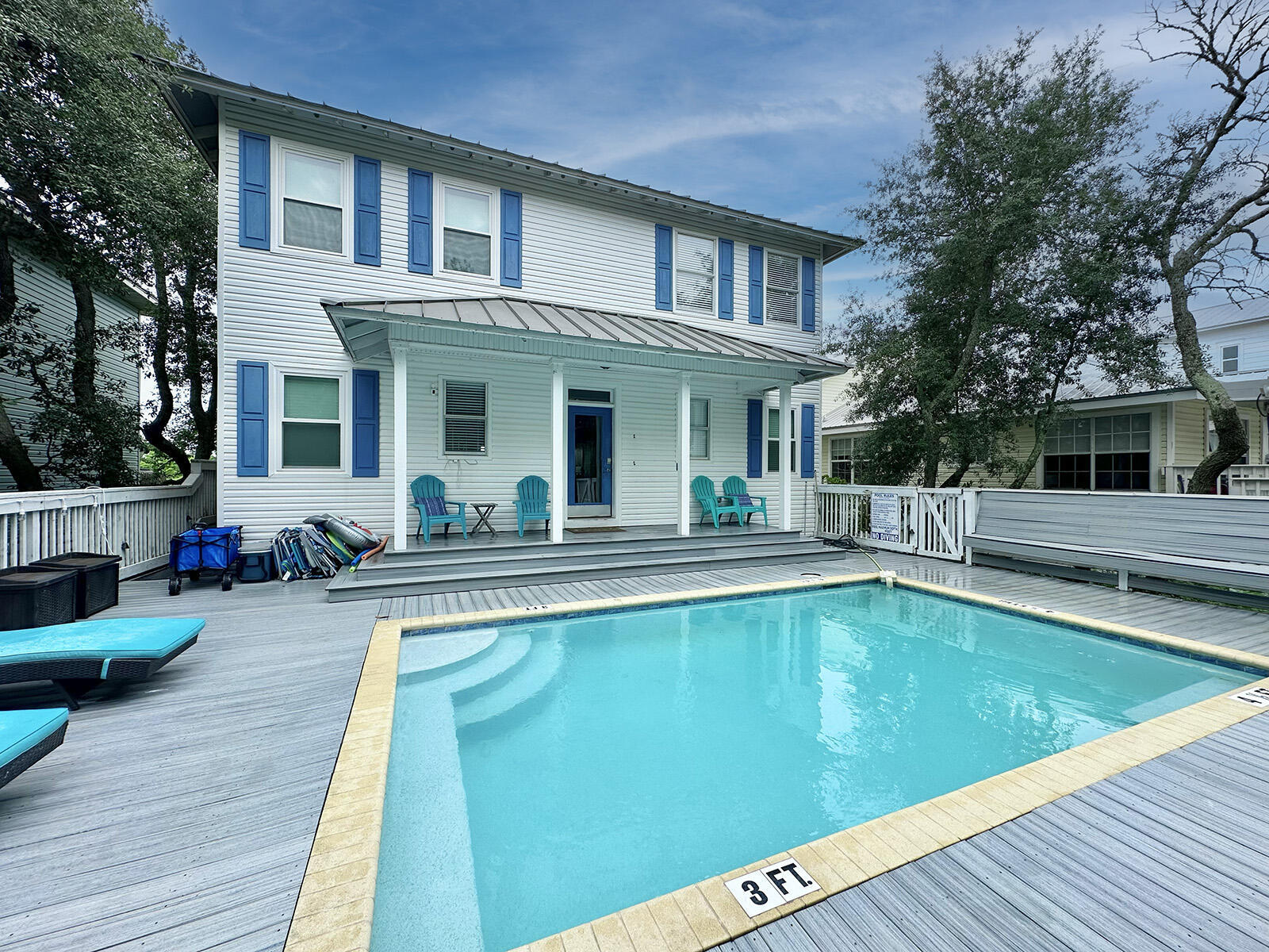 Property Photo: 83 Sunfish Street FL 32541