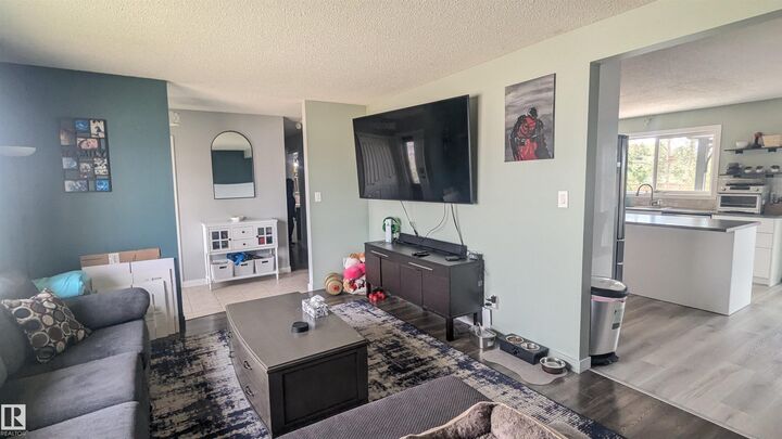 Property Photo:  5321 60 Avenue  AB T9C 1J4