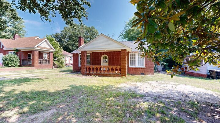 Property Photo:  2211 8th Street  GA 31906