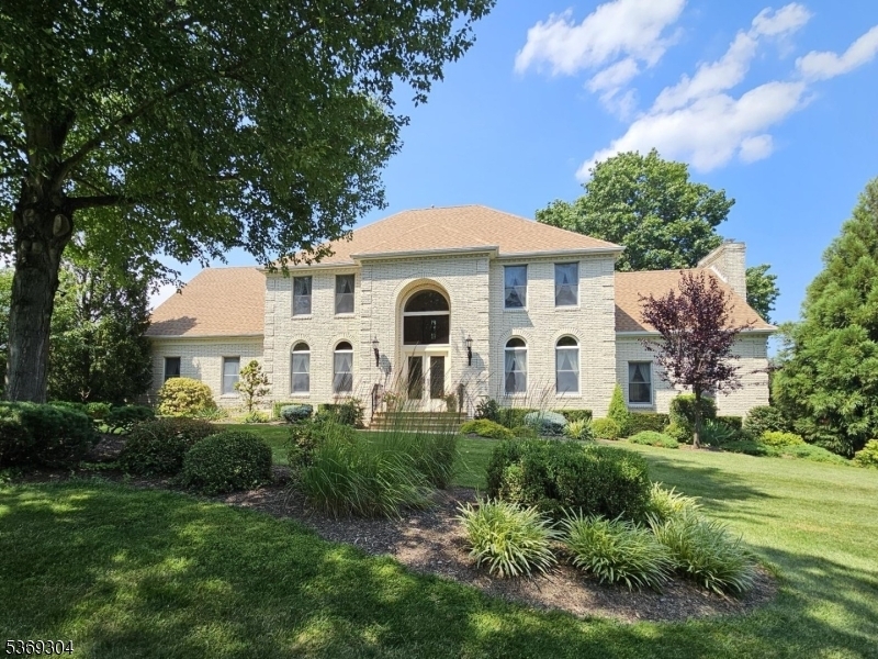 Property Photo: 4 Wheatfield Rd NJ 08822