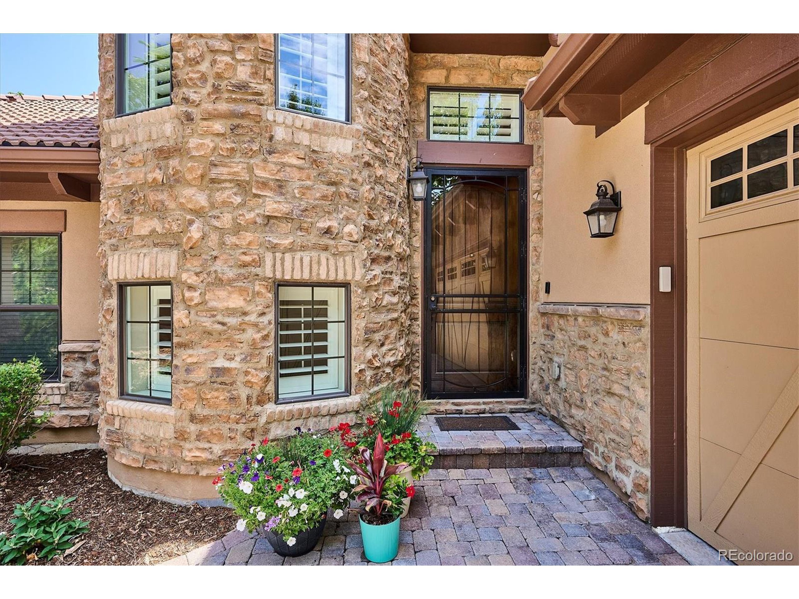 Property Photo: 7834 Vallagio Ln CO 80112